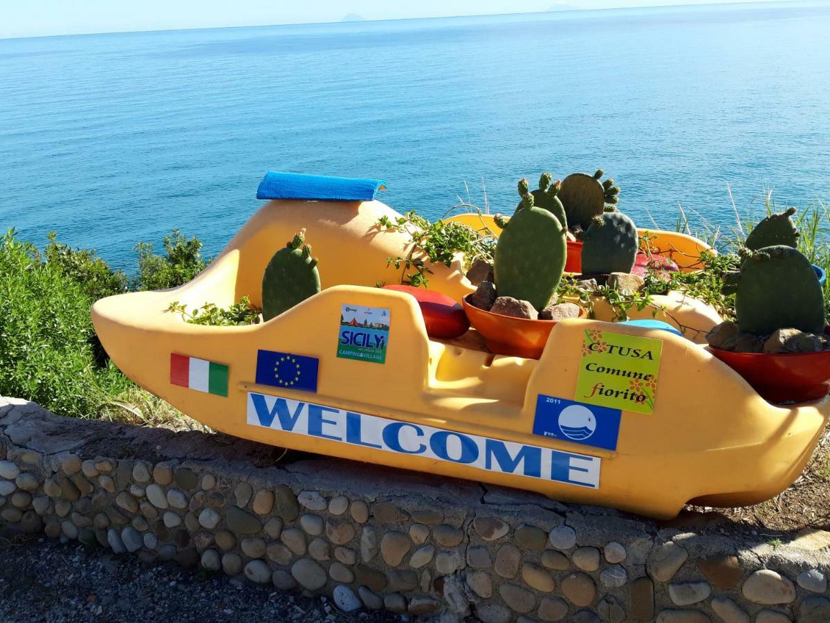 Camere & Case Vacanze Lo Scoglio Castel di Tusa Eksteriør bilde